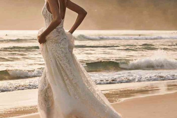 Dresses for beach weddings